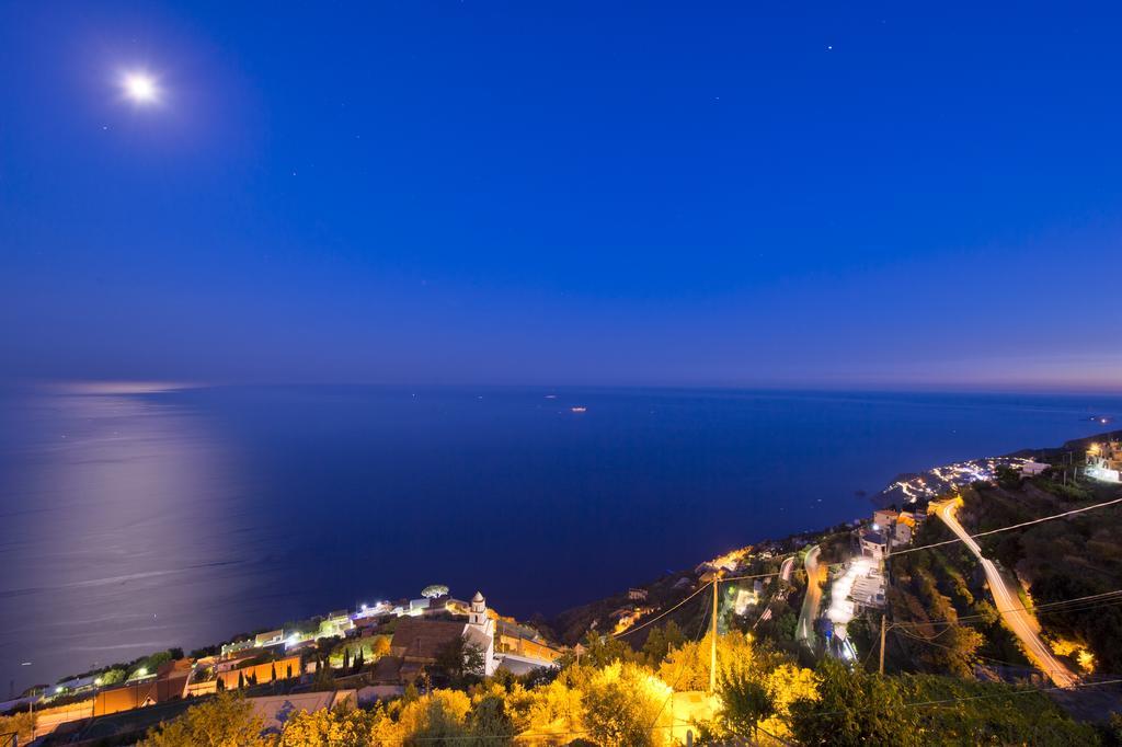 Bed and Breakfast La Mela Blu Фуроре Екстер'єр фото