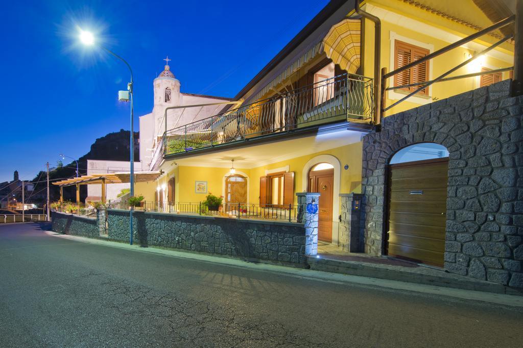 Bed and Breakfast La Mela Blu Фуроре Екстер'єр фото