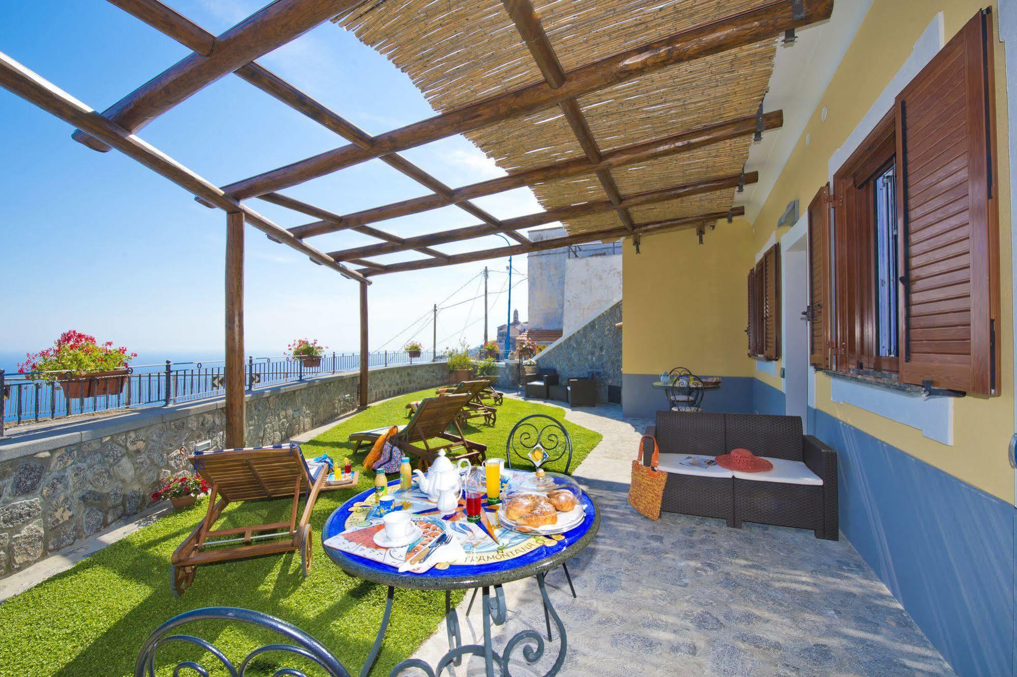 Bed and Breakfast La Mela Blu Фуроре Екстер'єр фото