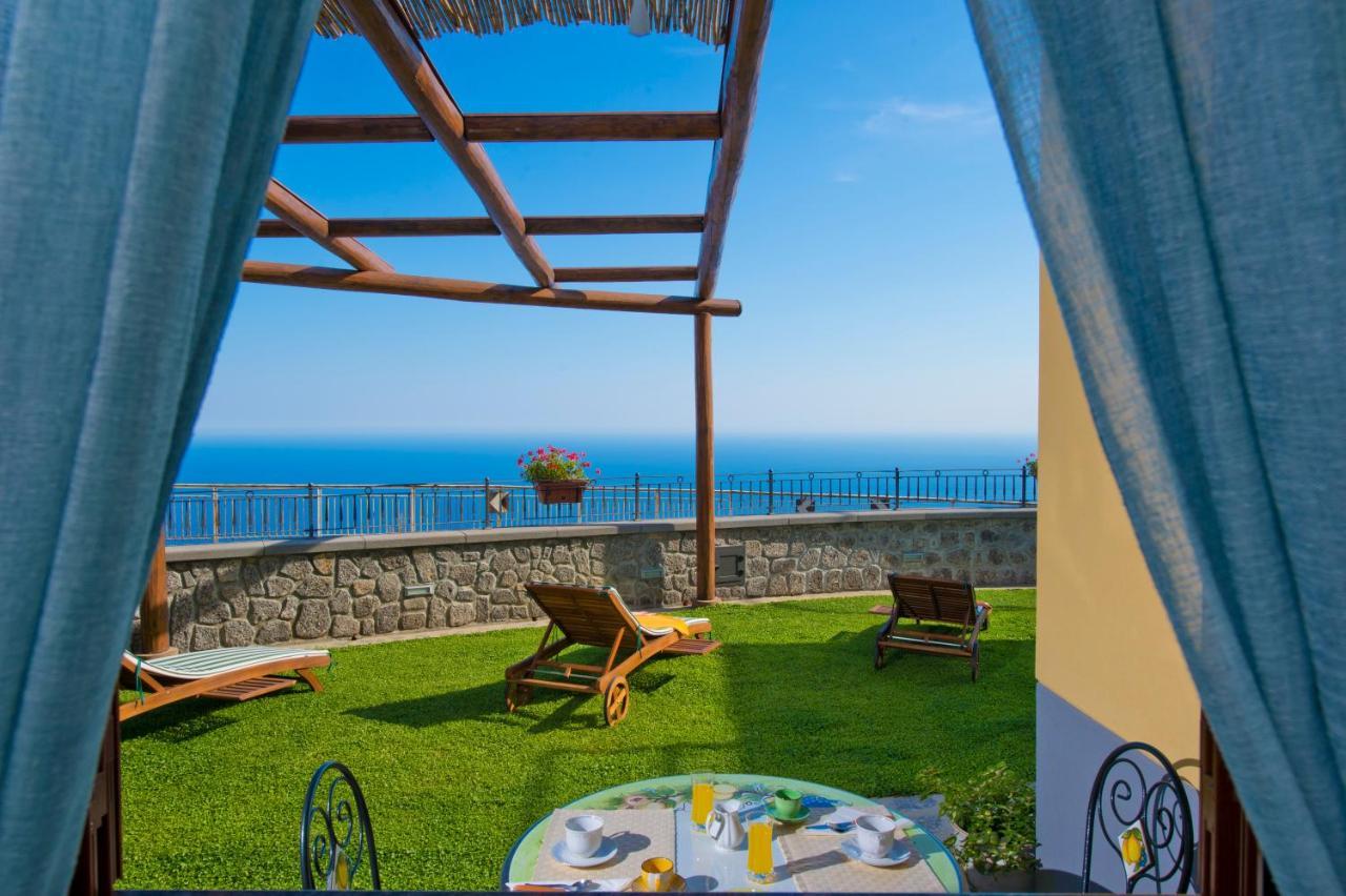 Bed and Breakfast La Mela Blu Фуроре Екстер'єр фото